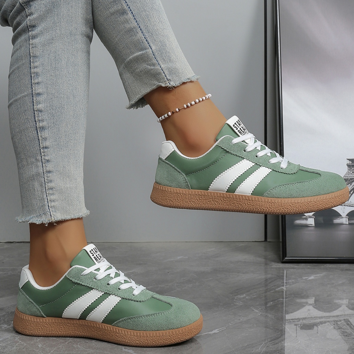 أحذية مسطحة عصرية ومثيرة بمقاس - مراجعة Vans Shoes Old Skool وسعره