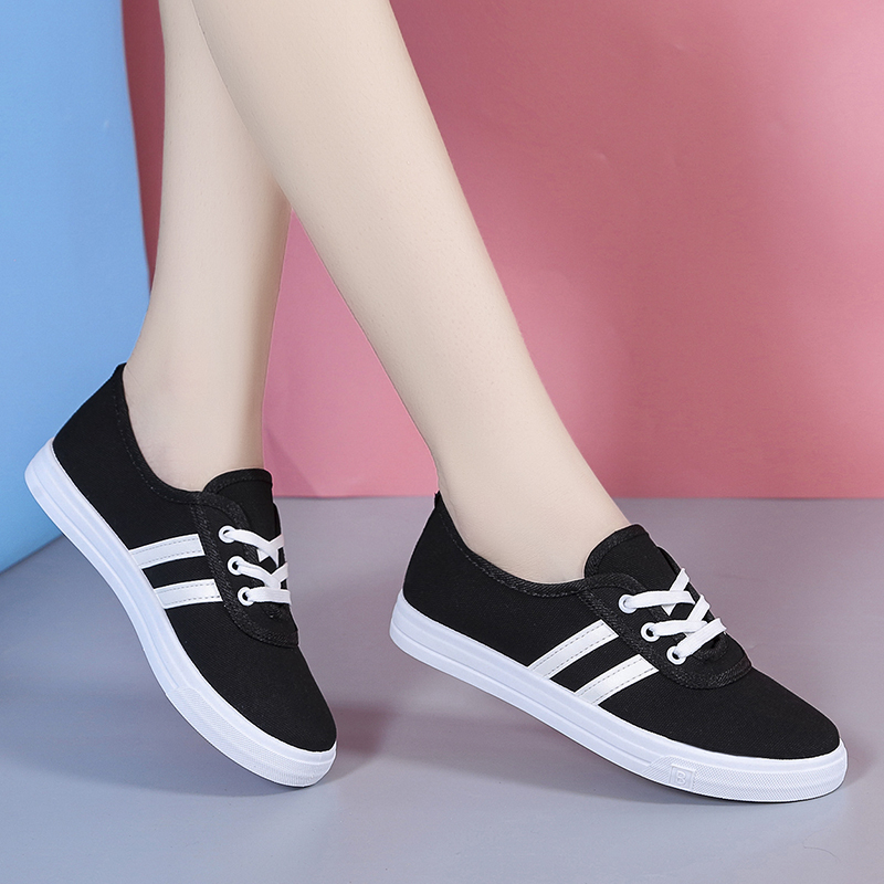 حذاء قماش أبيض كلاسيكي مستدير  - مراجعة Vans Shoes Old Skool وسعره